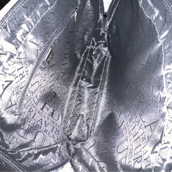 FURLA Elegant Black Leather Handbag - Picture 9 of 12